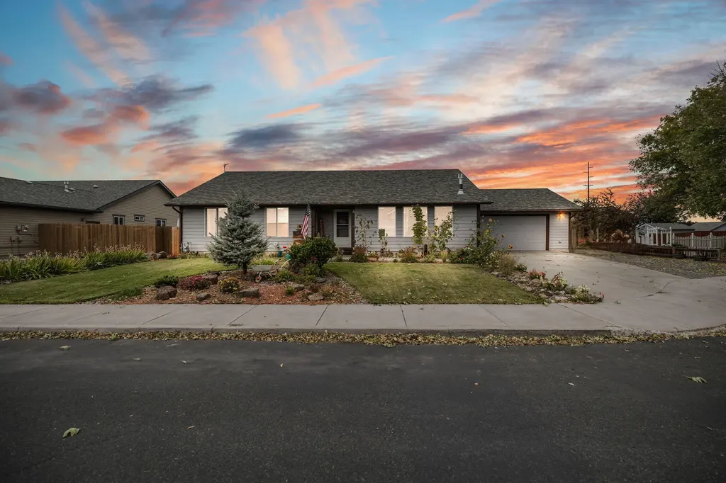 845 SW 25th Court Redmond OR 97756