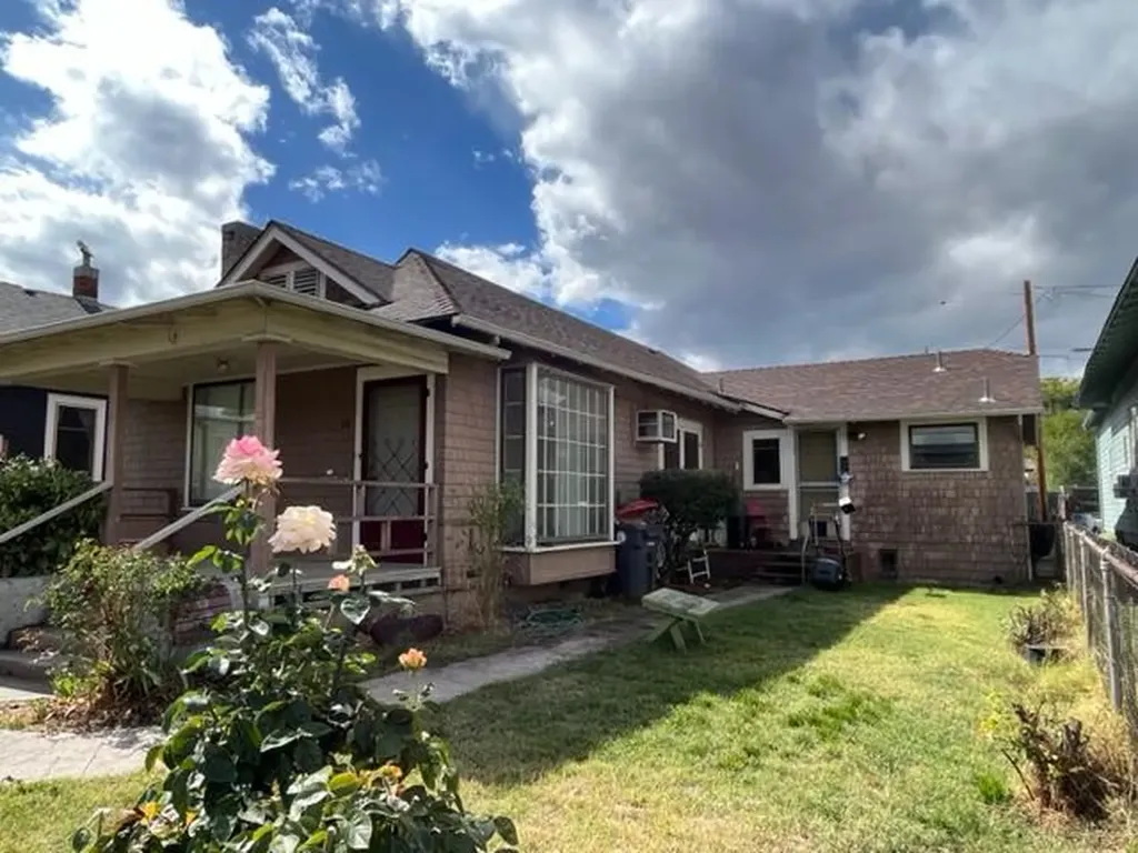 14-16 S Orange Street Medford OR 97501