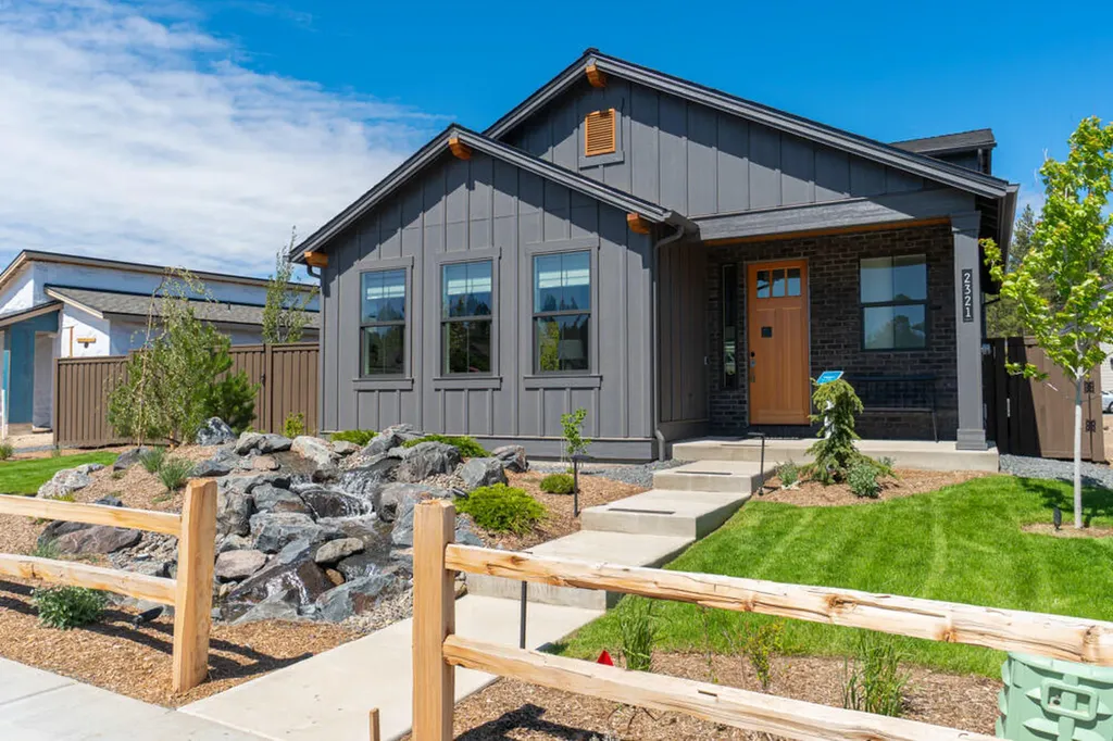 2321 NW Skyline Ranch Road Bend OR 97703