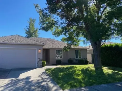 917 Parkdale Avenue Medford OR 97501