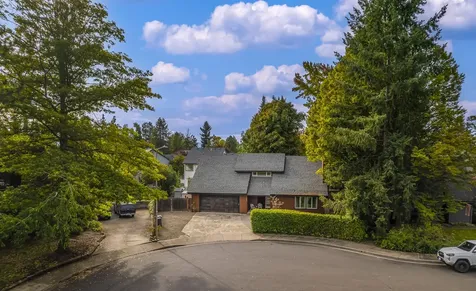 536 Amber Circle Medford OR 97504