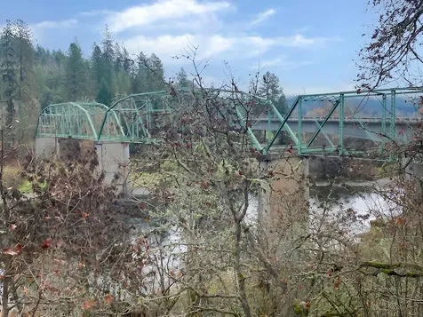 100 Pickett Creek Road Grants Pass OR 97527