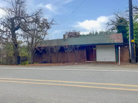 100 Pickett Creek Road Grants Pass OR 97527