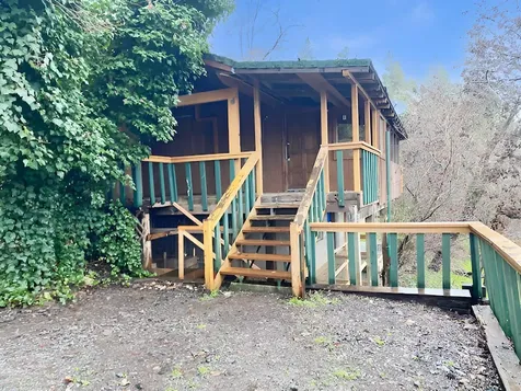 100 Pickett Creek Road Grants Pass OR 97527
