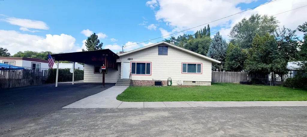 4811 Cottage Avenue Klamath Falls OR 97603