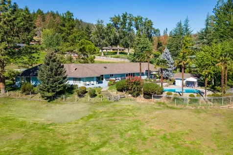 3340 Winterbrook Lane Central Point OR 97502