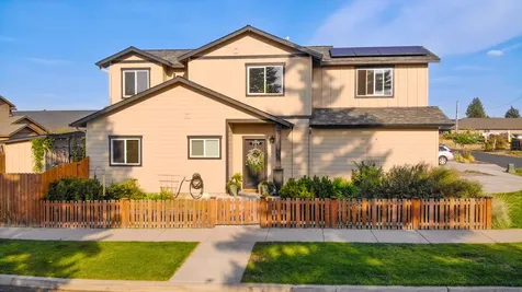 61662 Daly Estates Drive Bend OR 97702