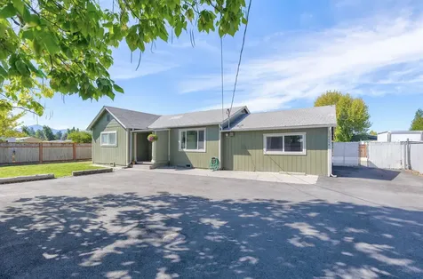 1618 Dowell Road Grants Pass OR 97527