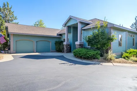 1760 Murrelet Drive Redmond OR 97756