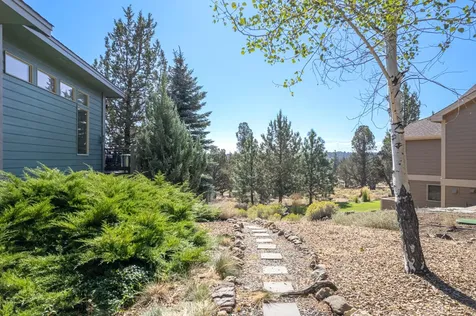 1760 Murrelet Drive Redmond OR 97756