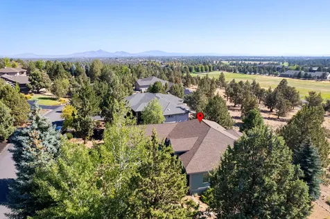 1760 Murrelet Drive Redmond OR 97756