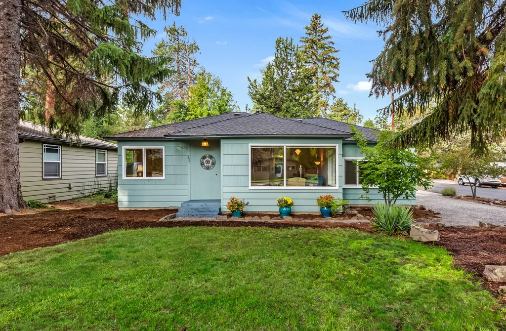 753 NE 9th Street Bend OR 97701