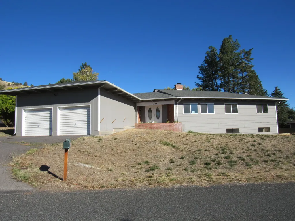 1107 Mcclellan Drive Klamath Falls OR 97603