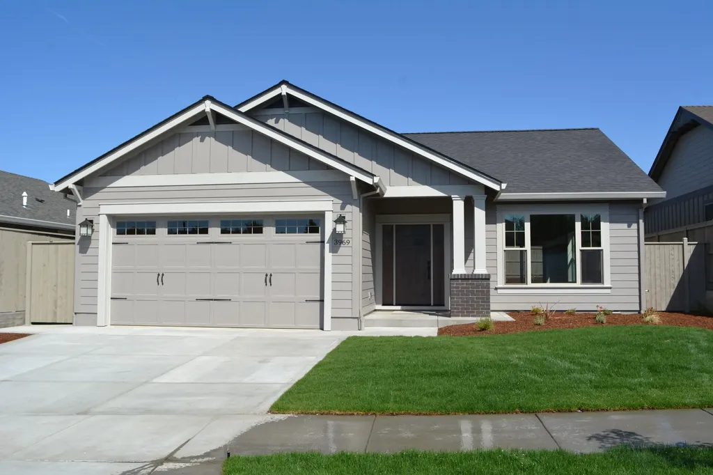 3953 Wyoming Lane Medford OR 97504