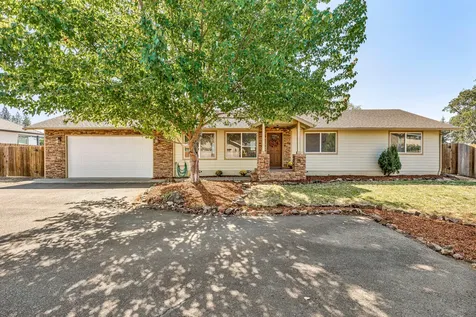 36 Wildwood Drive Eagle Point OR 97524