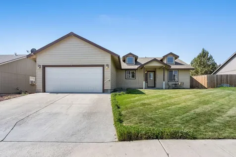 600 SW Cedar Hill Drive Madras OR 97741