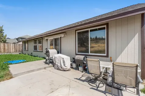 600 SW Cedar Hill Drive Madras OR 97741