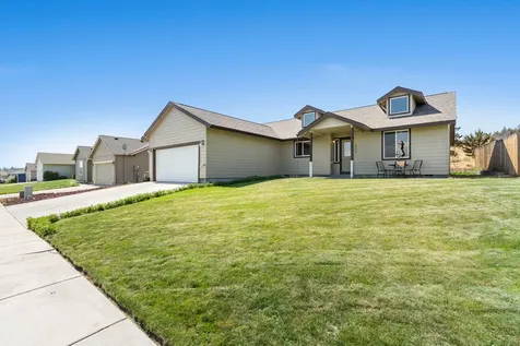 600 SW Cedar Hill Drive Madras OR 97741