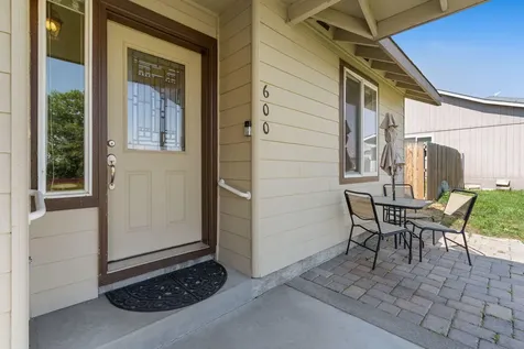 600 SW Cedar Hill Drive Madras OR 97741