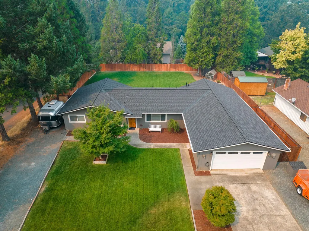 122 Saradan Lane Grants Pass OR 97527