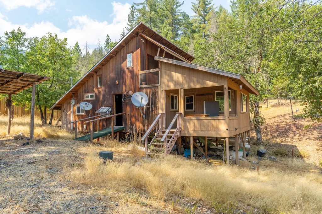 12134 Redwood Highway Wilderville OR 97543