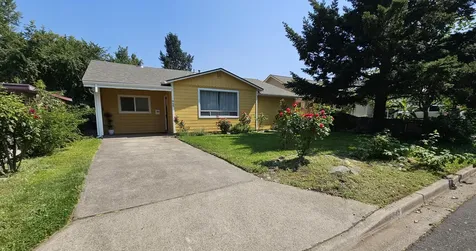 945 Kenyon Street Medford OR 97501
