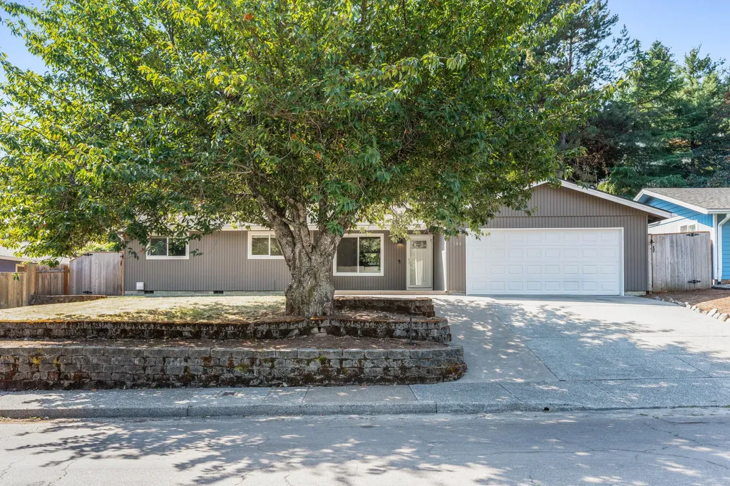 366 Khyber Court SE Salem OR 97306