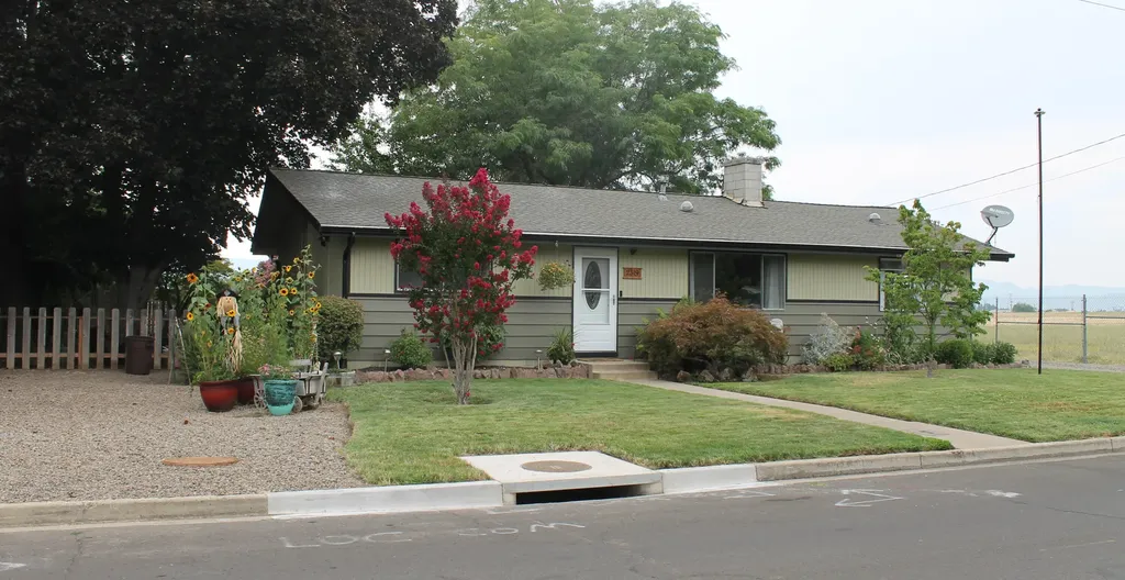 2319 Whittle Avenue Medford OR 97504