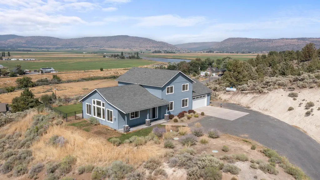 9582 Hill Road Klamath Falls OR 97603