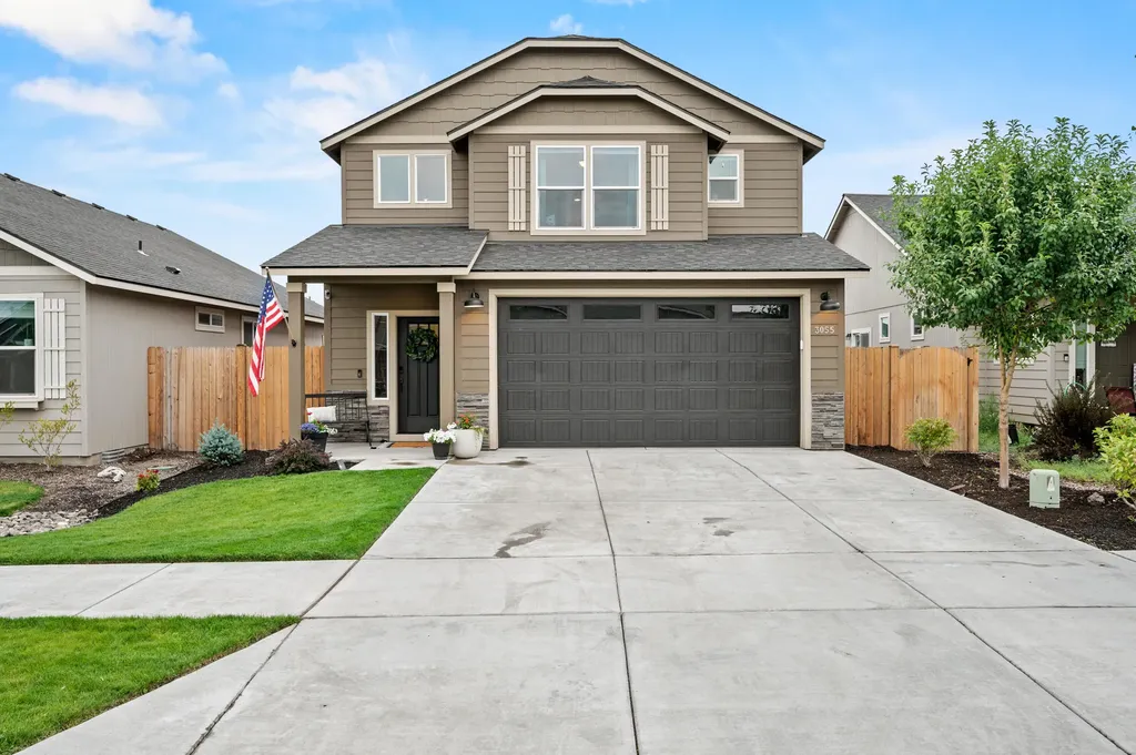 3055 NW Dogwood Avenue Redmond OR 97756