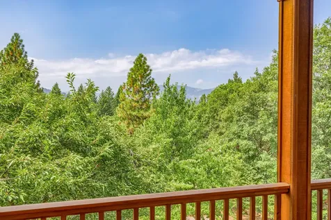 376 Hixson Drive Grants Pass OR 97526