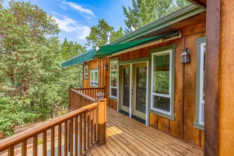 376 Hixson Drive Grants Pass OR 97526
