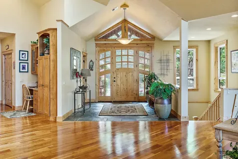376 Hixson Drive Grants Pass OR 97526