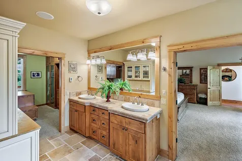 376 Hixson Drive Grants Pass OR 97526