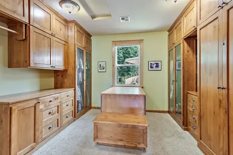 376 Hixson Drive Grants Pass OR 97526