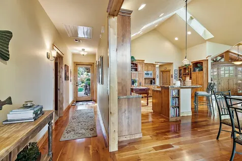376 Hixson Drive Grants Pass OR 97526