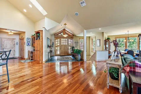 376 Hixson Drive Grants Pass OR 97526