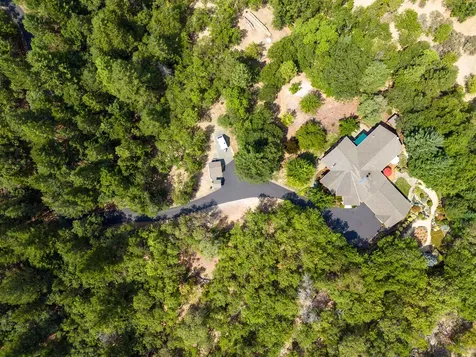 376 Hixson Drive Grants Pass OR 97526