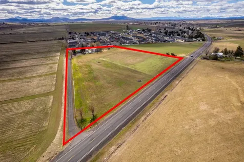 2595 SW Culver Highway Madras OR 97741