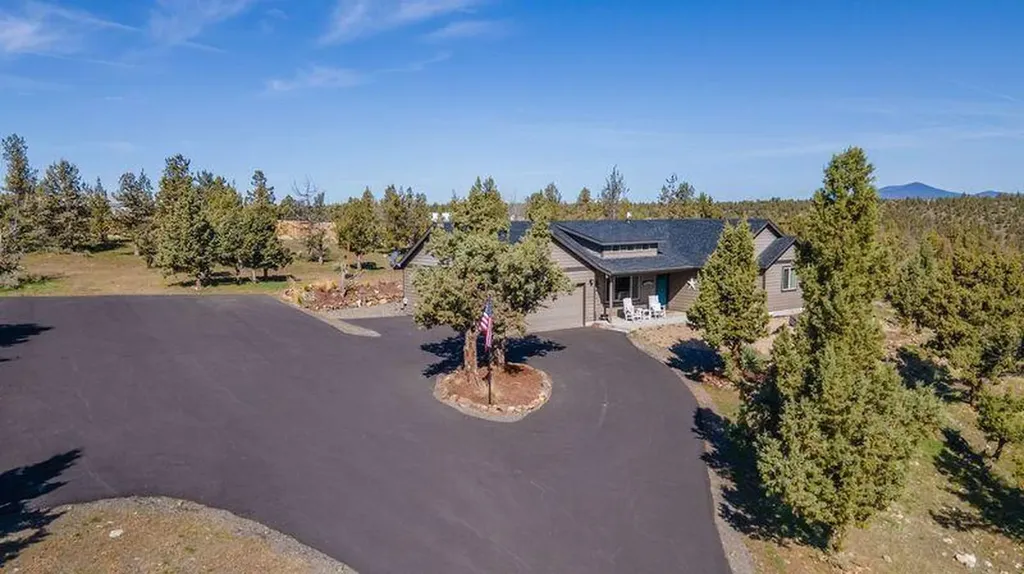 4369 SE Jerry Drive Prineville OR 97754