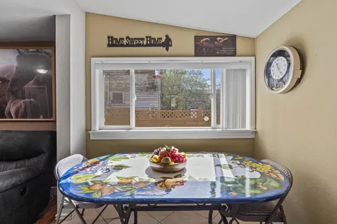 613 N Bartlett Street Medford OR 97501