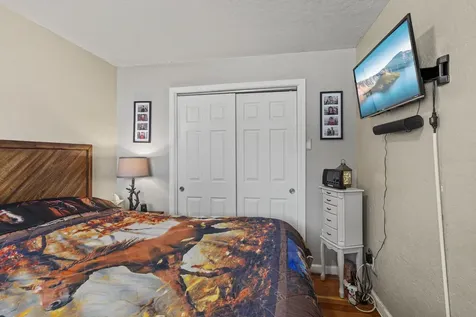 613 N Bartlett Street Medford OR 97501