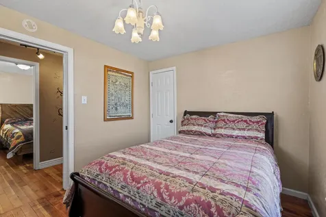 613 N Bartlett Street Medford OR 97501