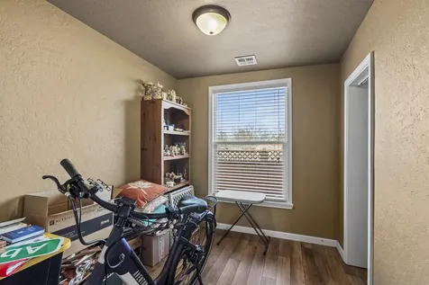 613 N Bartlett Street Medford OR 97501
