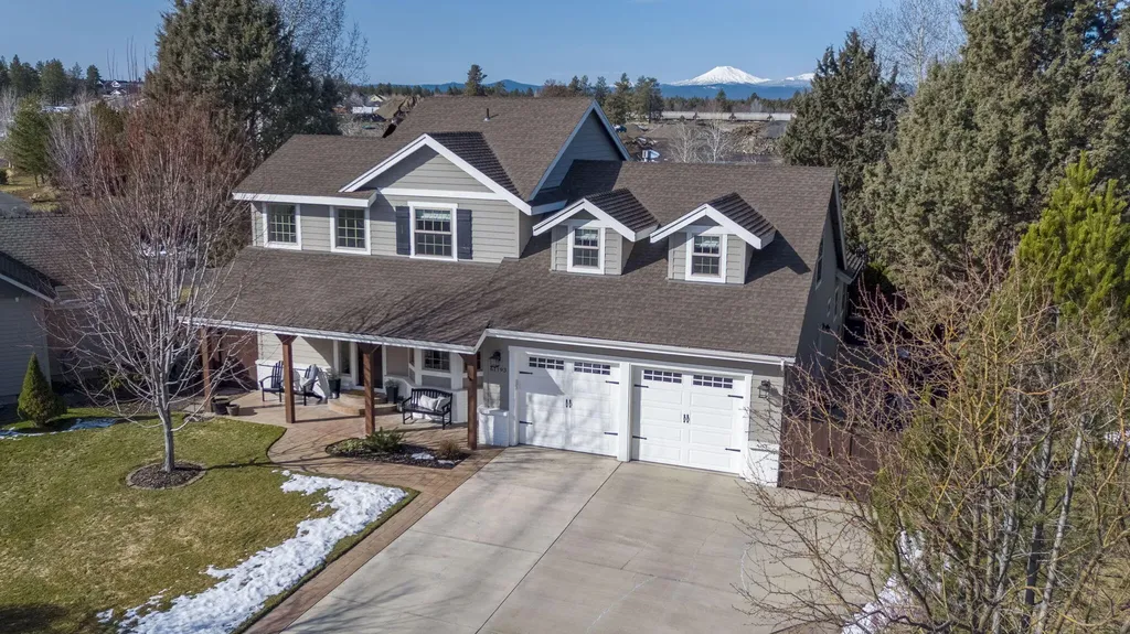 61193 Ridgewater Loop Bend OR 97702