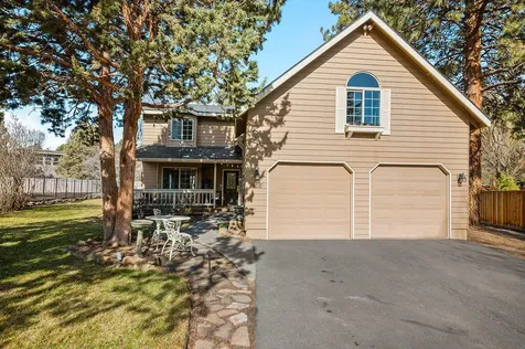 61581 Range Place Bend OR 97702