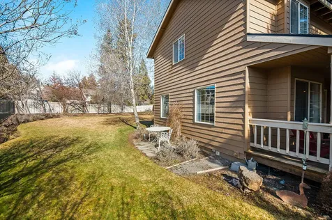 61581 Range Place Bend OR 97702