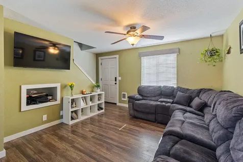 196 W Park Street Grants Pass OR 97527