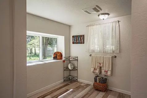 1035 Minthorne Road Rogue River OR 97537