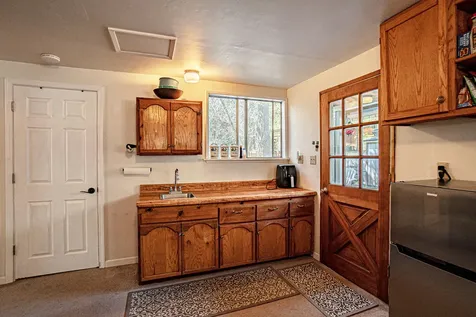 1035 Minthorne Road Rogue River OR 97537